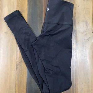 Lululemon wunder under size 4